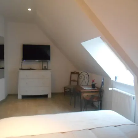 沙文民宿 Château-du-Loir