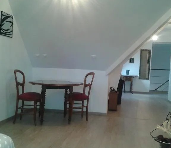 Maison Chauvin Δωμάτια σε οικογενειακή κατοικία *